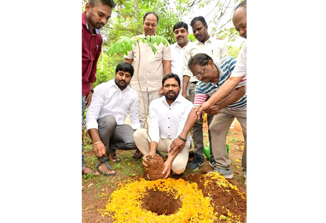 Errolla Srinivas plant Saplings in West Marredpally
