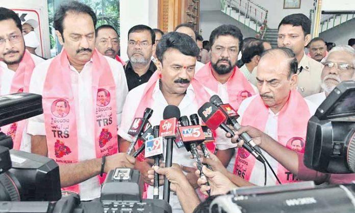 Ministers Talasani Srinivas Goud condemned the IT attacks