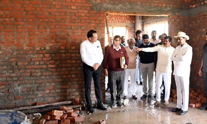 CM KCR Inspects BRS Party Office in Delhi