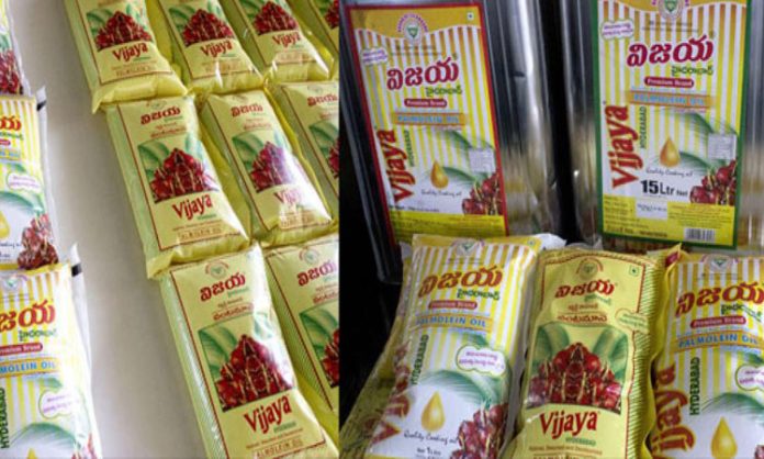 Vijaya oil packet