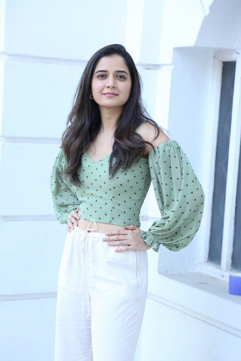 Ashika ranganath latest photos