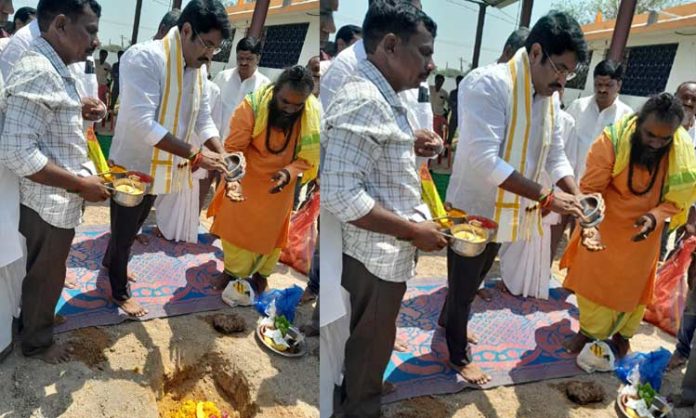 Bhoomi Puja for 8 lakh SDF works