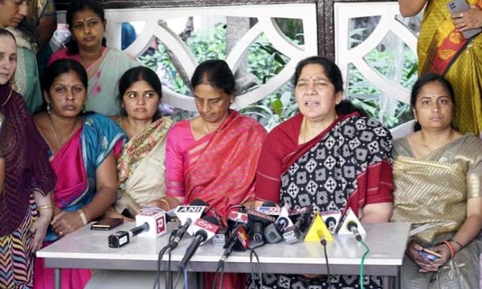 Telangana Women ministers press meet in Delhi