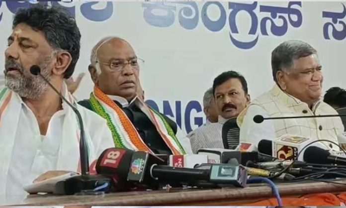 Jagadish Settar joins Congress