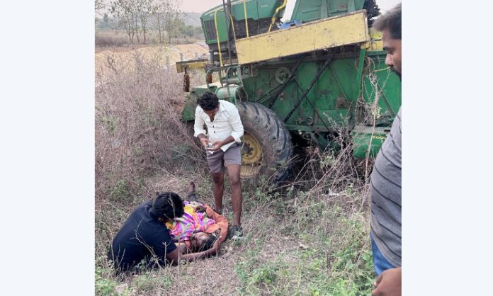 Driver died after paddy harvesting mission fell down