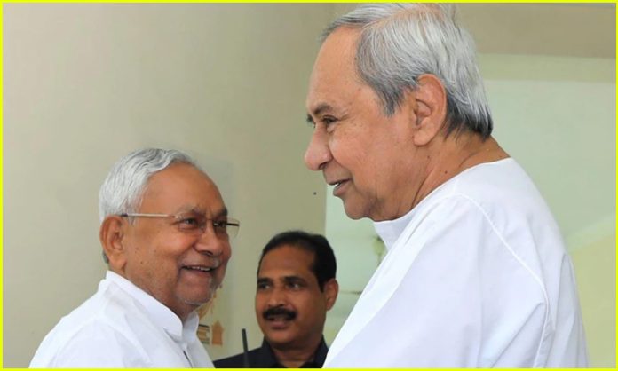 Bihar CM Nitish Kumar meets Naveen Patnaik