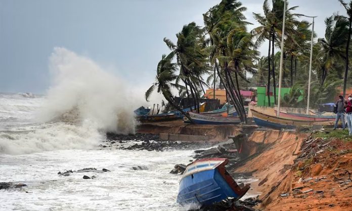 Cyclone Mocha effect on Telugu states