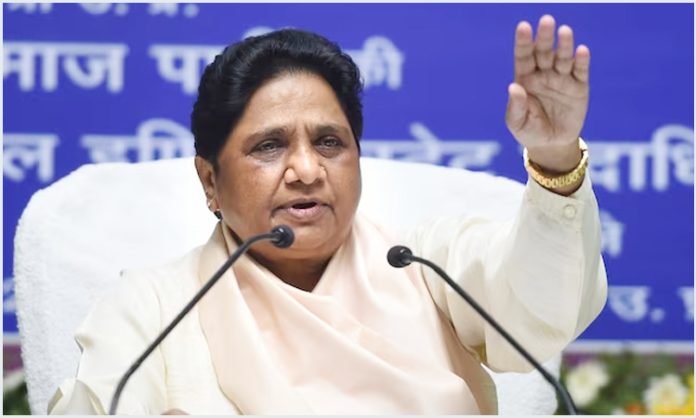 Oppositions boycott of Parliament building unfair: Mayawati