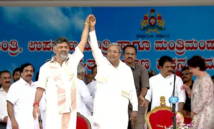 Siddaramaiah takes oath as Karnataka CM