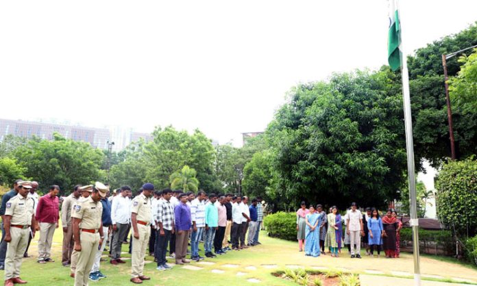 ACP Mattaiah pay tribute to Martyrs in Cyberabad