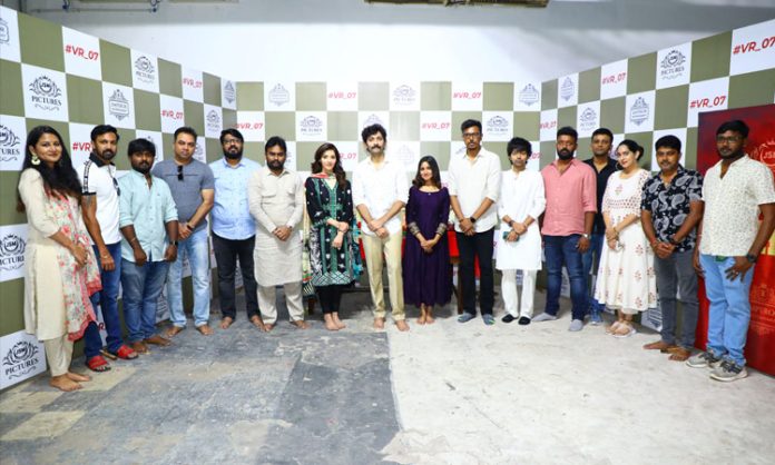 Director Ameer wishes Sabarish Nanda and Vasanth Ravi's new movie