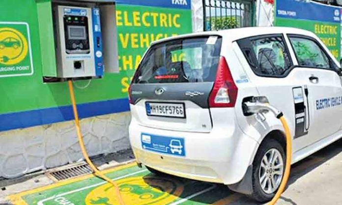 10 EV charging stations for every ditstrict