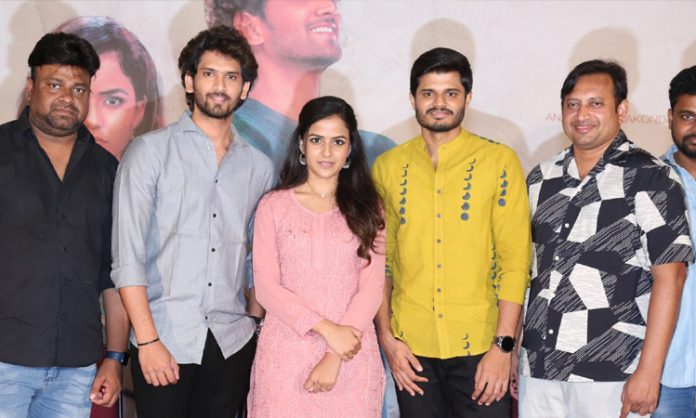 Movie team at 'Baby' success meet