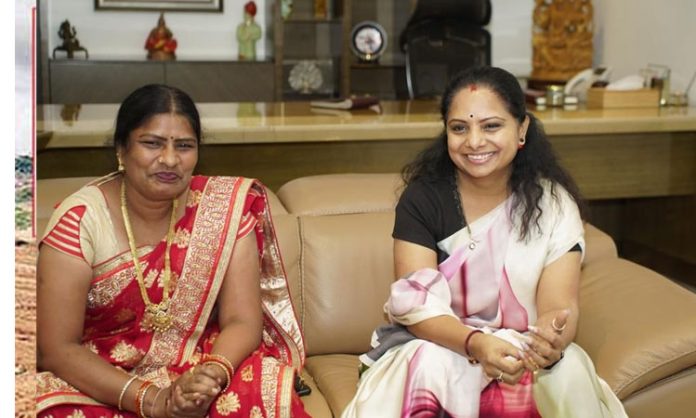 MLC Kavitha sang Bathukamma songs along with the singers