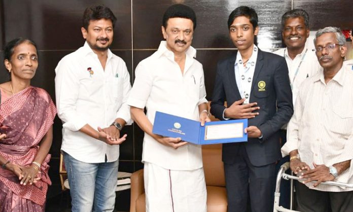 Tamil Nadu Govt announces Rs 30 lakhs gift to Praggnanandhaa