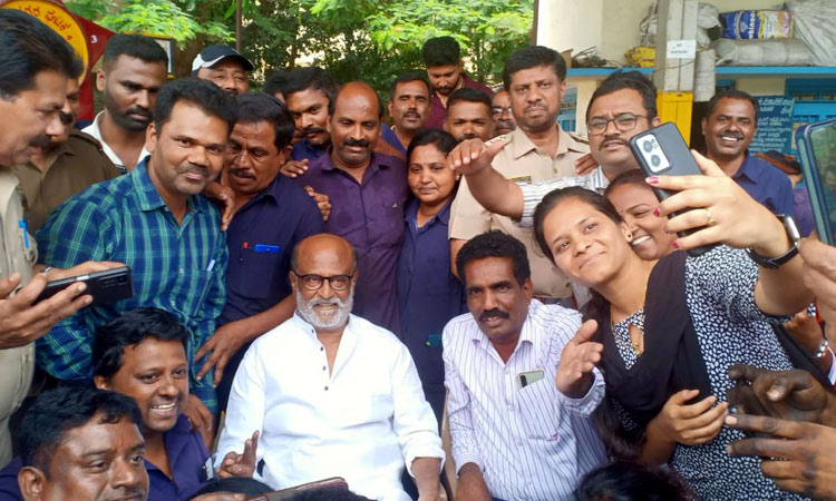 Rajinikanth visits BMTC bus depot in Bengaluru