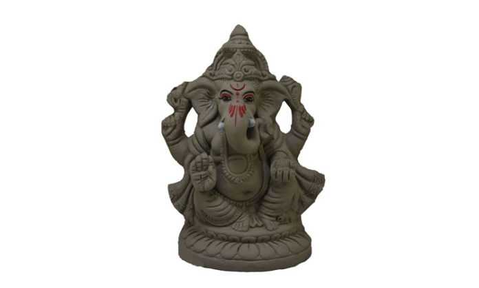 Vinayakas idols with soil