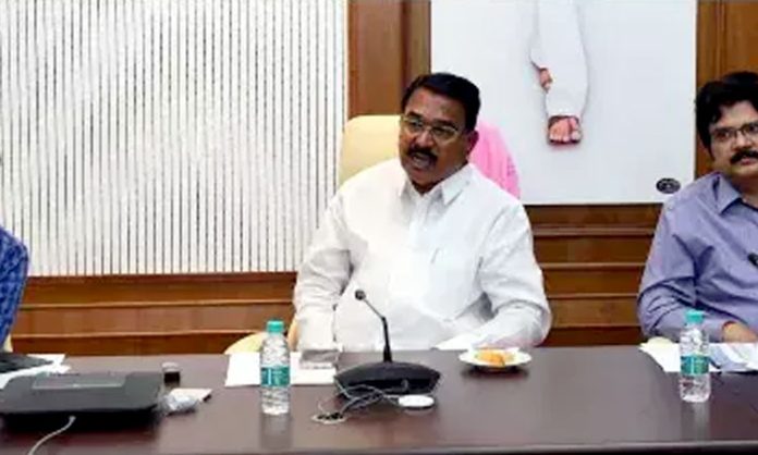 No Shortage of Urea in Telangana: Niranjan Reddy