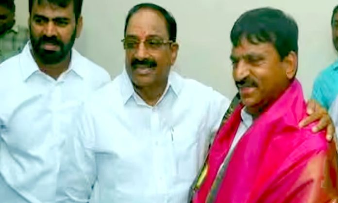 Ponguleti Srinivas Reddy meet Tummala