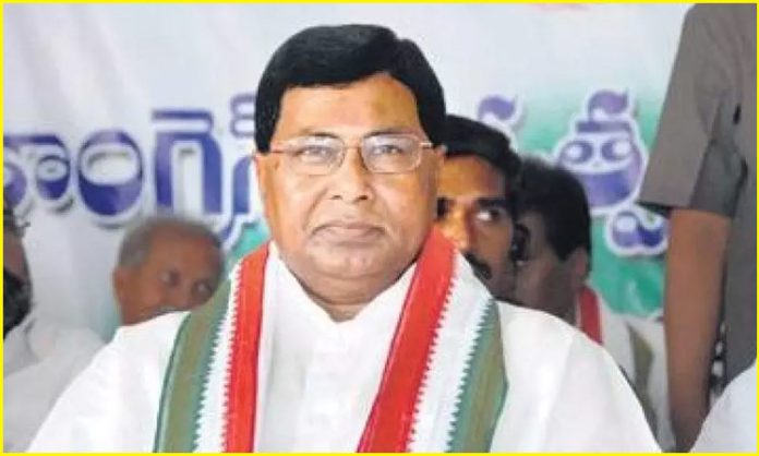 Congress High Command Key Responsibilities to Janareddy