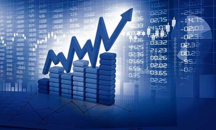 Markets in profit with purchases in IT shares