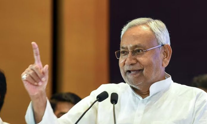 Nitish Kumar's total assets are worth Rs.1.64 crore