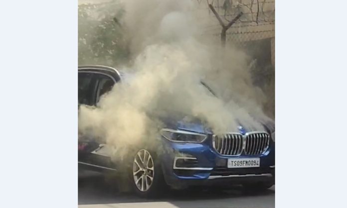 BMW car burnt in Narayanaguda