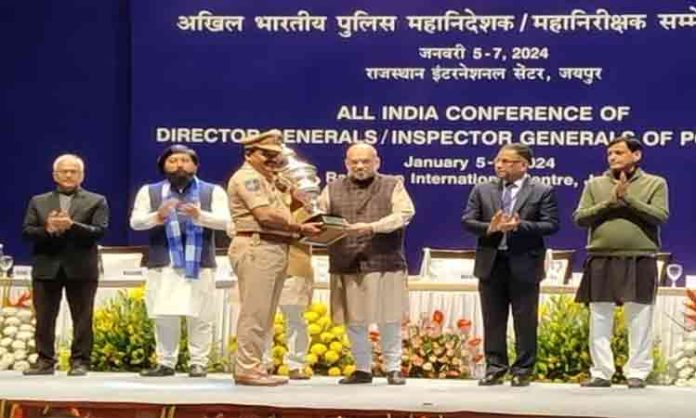 Rajendranagar PS won the best police station award in the country