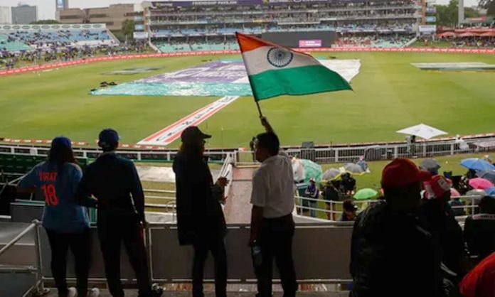 Free Entry for Students to IND vs ENG Test Match