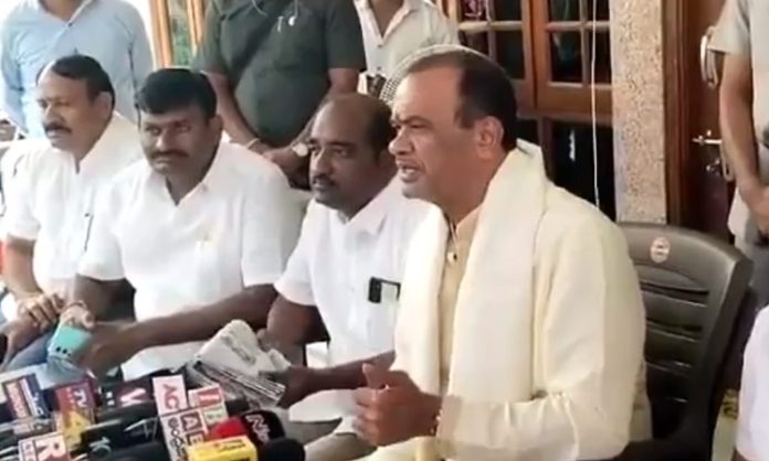 Minister Komatireddy Venkat Reddy Comments On KCR