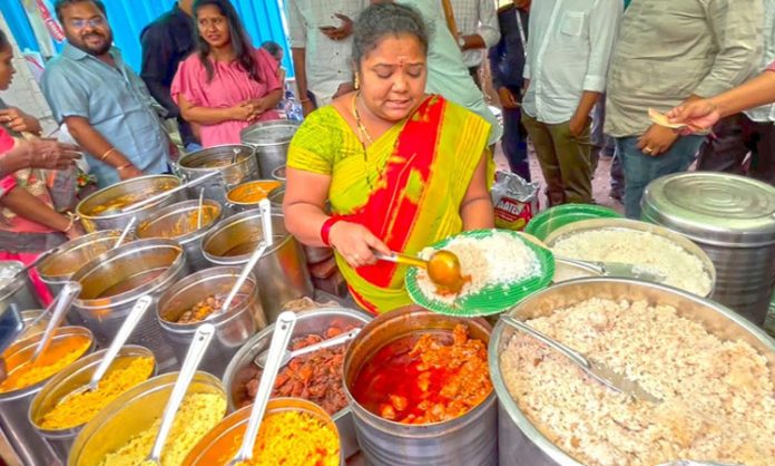 Kumari Aunty Thanks CM Revanth Reddy