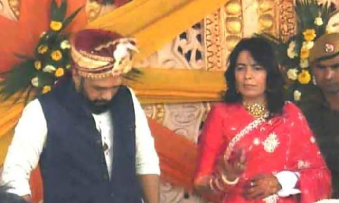 Gangster Kala Jatheri ties the knot with lady don