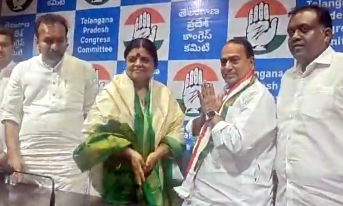 Indrakaran Reddy Joins Congress