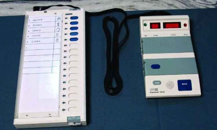 EVM Malfunction Delays Voting in Hyderabad's Habsiguda