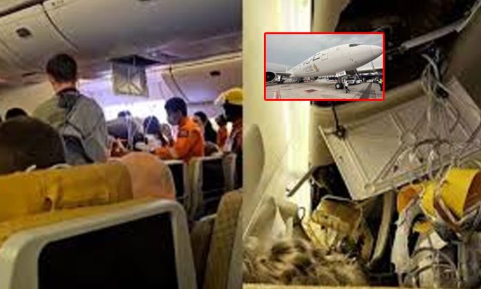 Singapore airlines turbulence