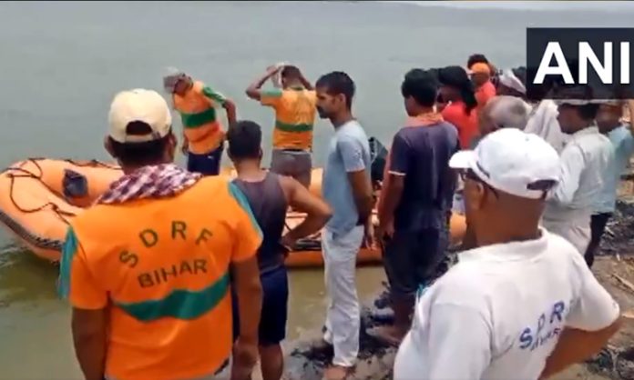 2 people missing after boat capsized in Ganga River in Bihar