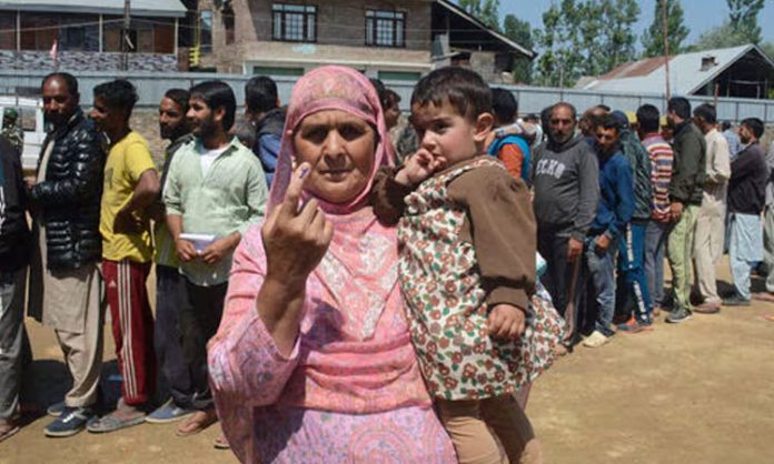 Kashmiris voting after Reaction