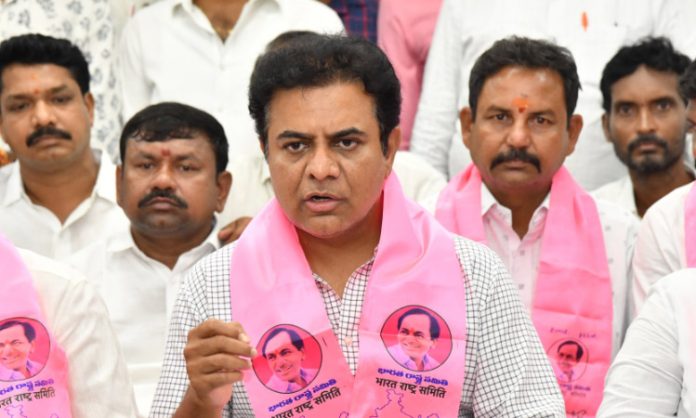 Congress Govt should be purchase to Wet Grain: KTR