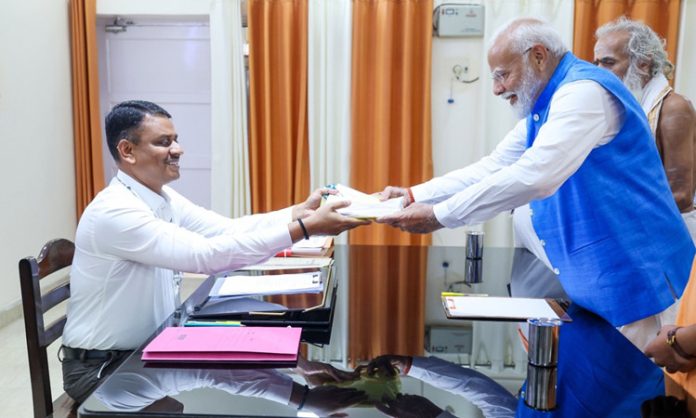 PM Modi nomination in Varanasi