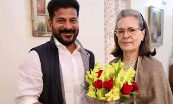 Sonia Gandhi invited to Telangana formation Day celebrations