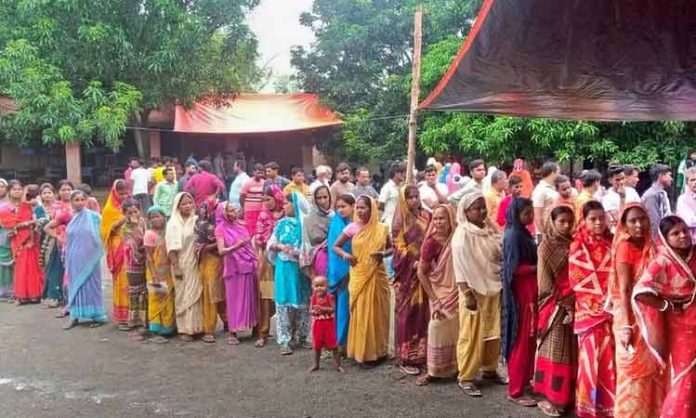 Over 400 villagers boycott voting in Jharkhand's Dumka