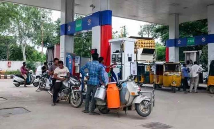 Karnataka hikes petrol and diesel prices by ₹3 per litre