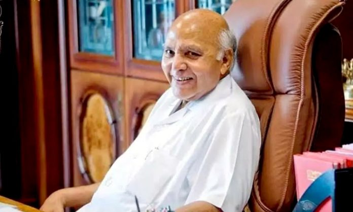 Celebrities and and Political Leaders mourn Passing of Ramoji Rao