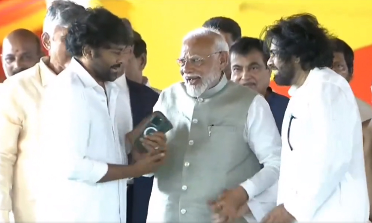 PM Modi with Chiranjeevi and Pawan Kalyan