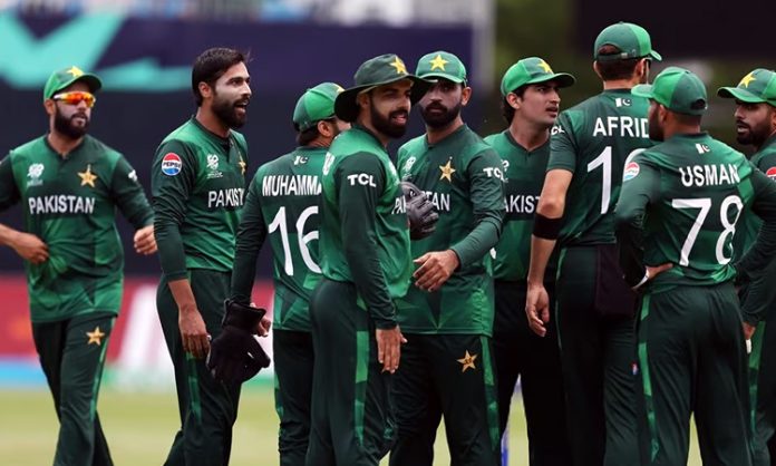 Trolling on Pakistan Team over quit from T20 WC 2024