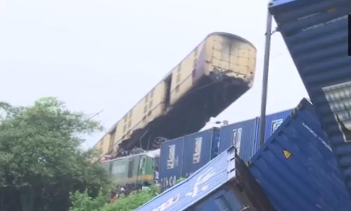 Goods train rams into Kanchenjunga Express