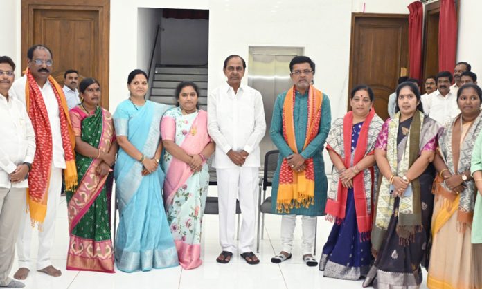 KCR meeting with BRS ZP Chairmans at Erravelli Farmhouse