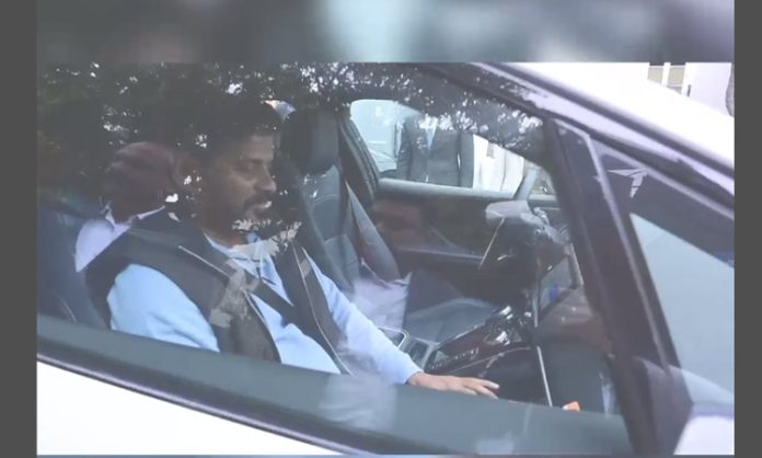 CM Revanth Reddy traveled in driverless car