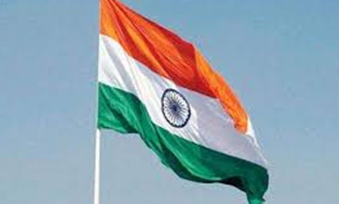 Tricolor flag should be woven with Khaddar