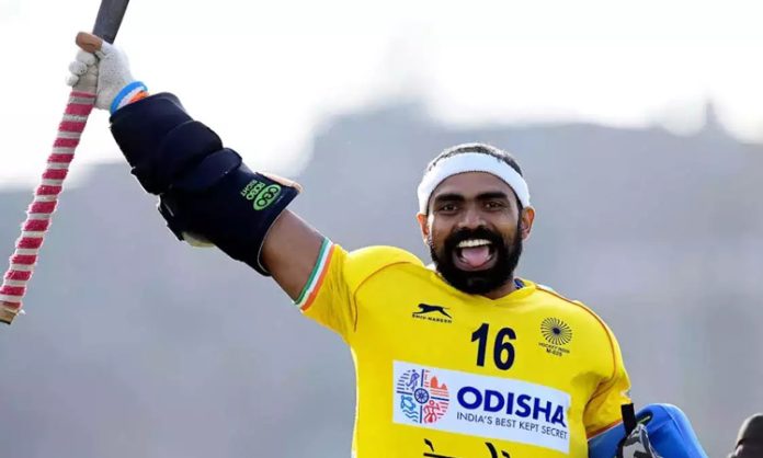 Hockey goalkeeper Sreejesh attend in Olympic celebrations